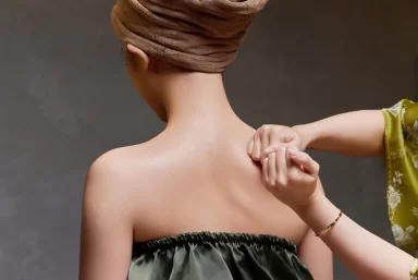 Liệu pháp thư giãn Lưng – Cổ Vai Gáy với tinh dầu kem gừng và đá nóng